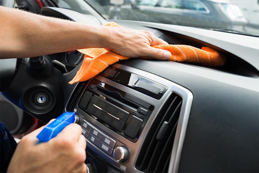 Limpieza interior vehículo: cómo hacerla